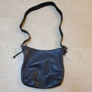 Vintage Coach leather shoulder bag